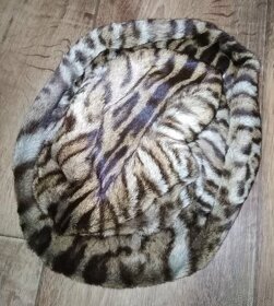 Klobouk z ocelota, k převzetí ve Slaném - 10