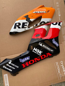 Originální kapoty Honda CBR1000RR Repsol (2004-2005) - 10