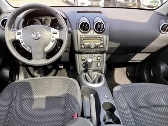 Nissan QASHQAI 2.0i, r.v. 11/2008, najeto 178.517km - 10