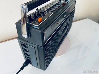 Radiomagnetofon Aiwa TPR 910, rok 1977 - 10