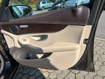 Mercedes Benz C W205 - 10