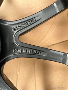 PORSCHE CARRERA 911 alu kola 20" nové, originál - 10