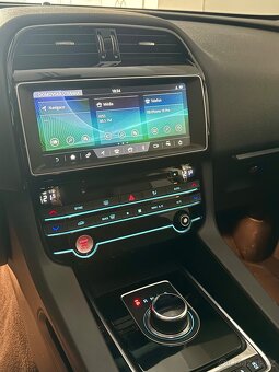 JAGUAR F-PACE 20d AWD NOVE ROZVODY - 10