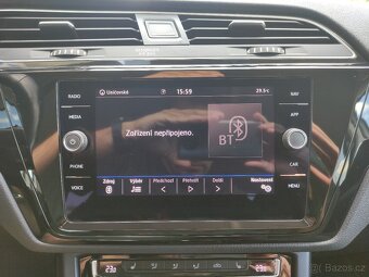 VW Touran DSG HIGHLINE LED ACC NAVI VYHŘ.SEDAČKY TAŽNÉ - 10
