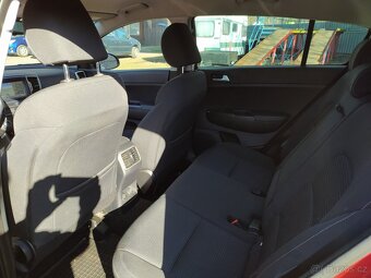 Kia Sportage F5P41 - 10