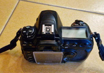 Nikon D200 - 10