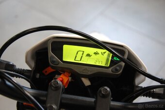 Malaguti XAM RS - homologováno, prakticky nový stroj - 10