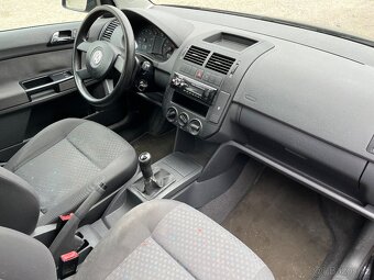 Volkswagen Polo 1.2 benzin r.v.2003 - 10