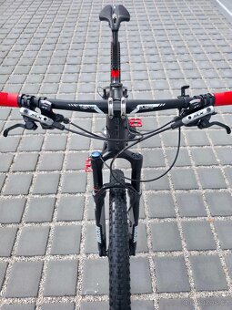 Horské kolo Focus Raven 5.0 Carbon 27.5″ velikost M - 10