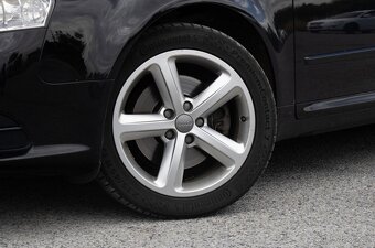 Audi A4 2.0 TDI Premium quattro - 10