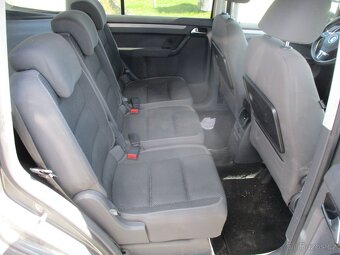 VW TOURAN 1,4CGI 110KW CNG bez koroze 05/2011 - 10