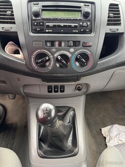 Toyota Hilux 2.5TD KUN15 - 10