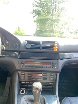 BMW E39 525d Touring - 10