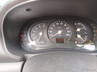 Prodám Renault Clio 1.4 RTX r.v.1999 - 10