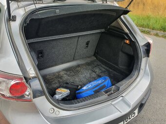 Mazda 3 - 10