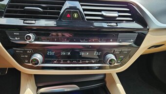 BMW 530d Xdrive 210kW AT8 M-sport - 10