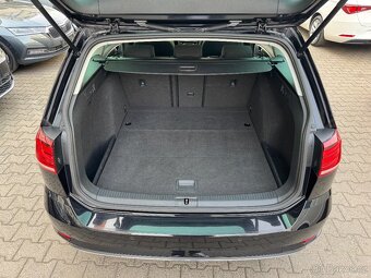 VW Golf 7 2.0 TDI 110kW DSG Full LED Navigace Park. senz. - 10