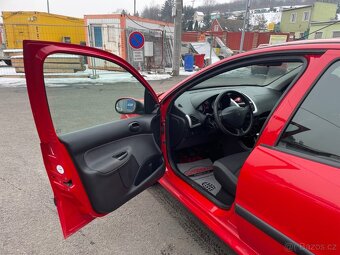 Peugeot 206, 1,1 44kW, SERVISKA - 10