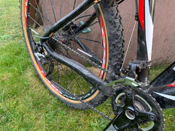 SUPER DĚTSKÉ CELOKARBONOVÉ MTB KOLO - 10