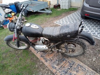 Prodám nevyužité motocykly k renovací a díly - 10