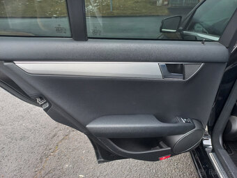 Mercedes-Benz Třídy C, 2.2 CDi avantgarde - 10
