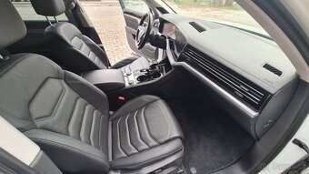VW Touareg R-line 3,0TDI / 210kW CZ prodej - 10