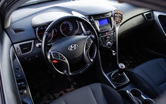 Hyundai i30 1.6 CRDi - 10