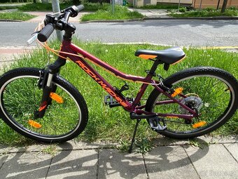 24" dívčí kolo Rock Machine Catherine na výšku 120-145cm - 10