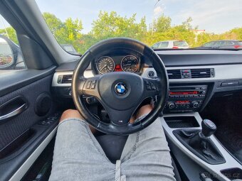 BMW 330d xDrive (E91) – 3.0L, 180 kW, 4x4, manuál, výborný s - 10