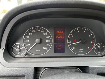 Prodame Mercedes Benz A150, motor 1,5 i , 70 kw , - 10