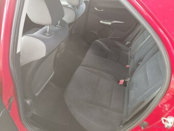 HONDA CIVIC 1.4i 61KW - 10