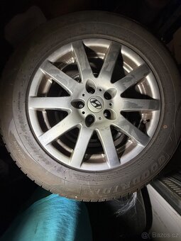 Zimní pneu 235/65 r 17 na alu 7x17 et 41 5x114,3 - 10