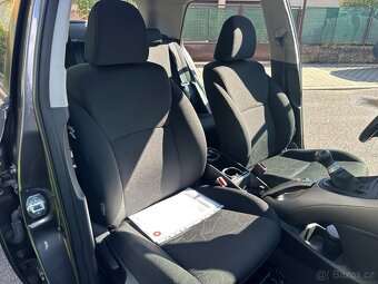TOYOTA AURIS 1.6 VTI 91 kW NAJETO 85 TIS KM NOVÁ STK - 10