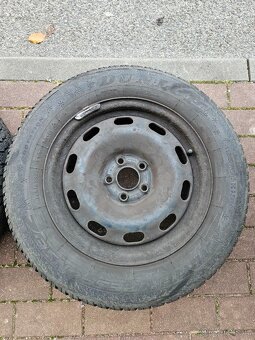 Letní pneu Dunlop, komplet kola plech Octavia, poklice Škoda - 10