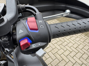 Voge 525 DSX Black Knight - 10