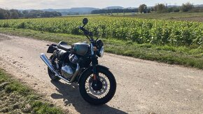 Royal Enfield interceptor 650 - 10