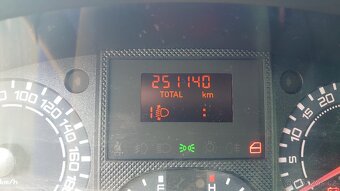 IVECO DAILY 3,0 107 KW - 10