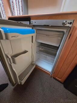 Prodám karavan Partner H522 - 10