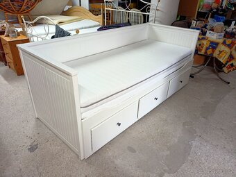 Prodám krásnou rozkládací postel IKEA HEMNES - 10