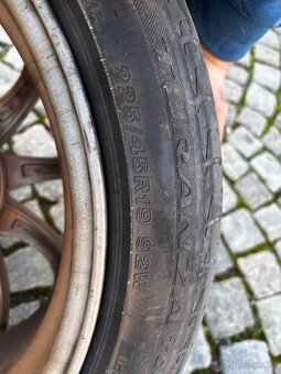 BMW kola 5x120 r19 dvourozměrné pneu - 10