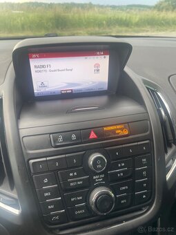 Opel Zafira Tourer - 10