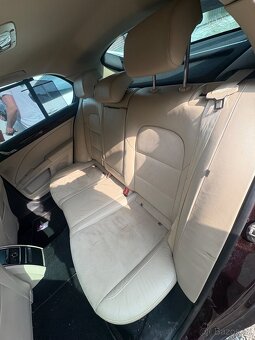Škoda Superb 2 sedan - náhradní díly - 10