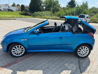 Tigra 1,4 16V - 10