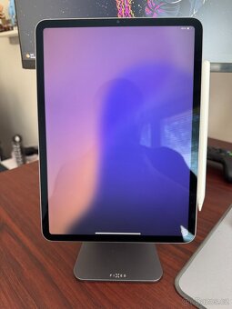 iPad Pro 11" M2 (4. gen) + Apple Pencil + stojánek + obal - 10