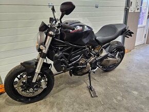 Ducati Monster 821 - 10