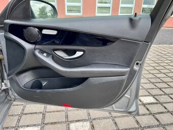 Mercedes - Benz C220cdi/125kw, pěkný vůz - 10