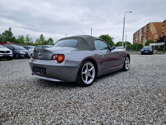 BMW Z4 CABRIO,2.5i,141KW,LPG,AUTOMAT,XENON,KŮŽE,DVĚ STŘECHY - 10