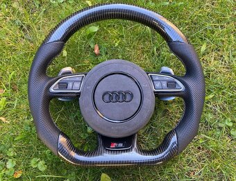 AUDI VOLANT CARBONOVY - zkoseny - karbon - perforovana koža - 10