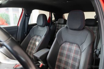 Volkswagen Polo GTI 2.0 TSI DSG - 10