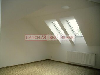 Pronájem podkrovního bytu,78 m2,Hluk - 10